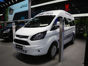 2020款2.0T 自动多功能商用车中轴低顶双开尾门 汽油 国VI 左前45度