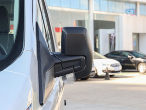2020款2.0T 多功能商用车中轴低顶双开尾门 柴油 国V 后视镜