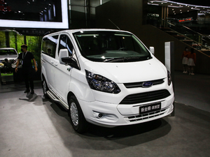 2020款2.0t 自动多功能商用车中轴低顶上掀尾门 汽油 国vi 正侧45度