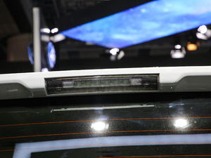 2020��2.0T �ԄӶ๦������܇���S�������β�T ���� ��VI �������^