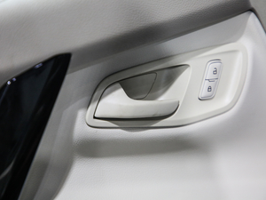 2020��2.0T �ԄӶ๦������܇���S�������β�T ���� ��VI ���g����