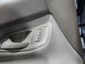 2020��2.0T �ԄӶ๦������܇���S�������β�T ���� ��VI ���g����