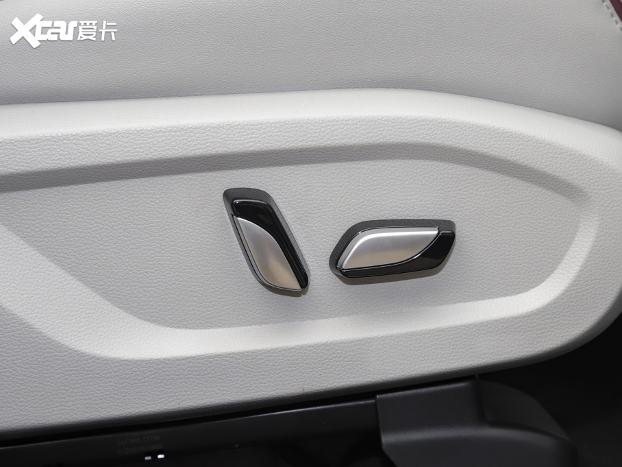 2021Iԣ EcoBoost 225 IPlus 6