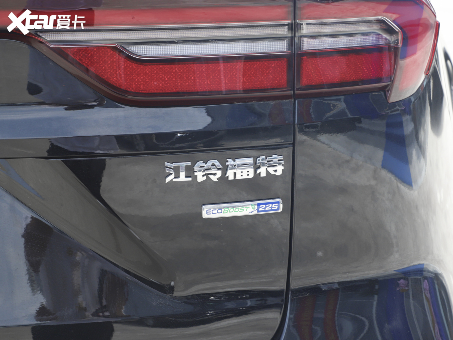 2021Iԣ EcoBoost 225 KI 7