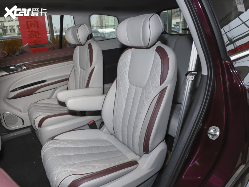 江鈴福特2021款領(lǐng)裕