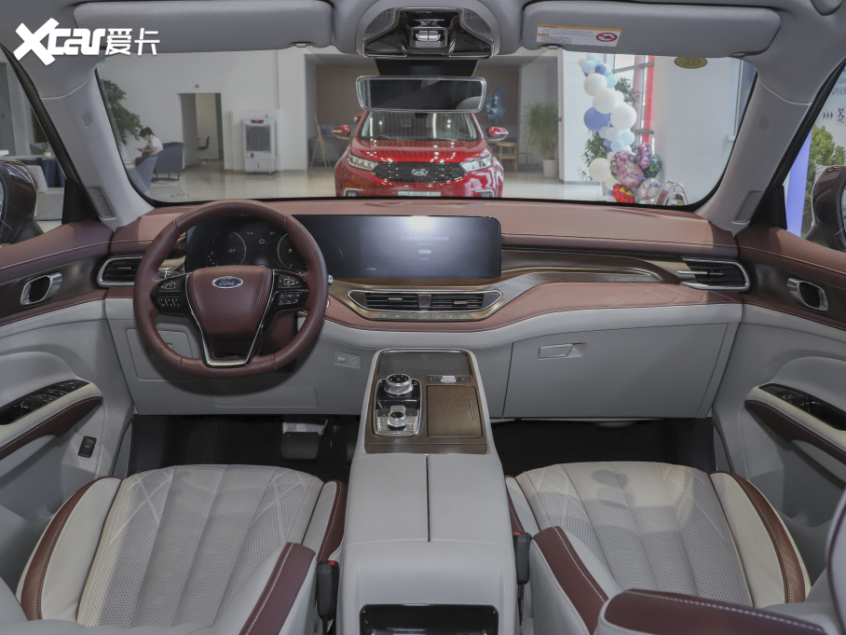 江鈴福特2021款領(lǐng)裕