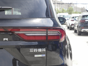 2021EcoBoost 225 KI(lng) 7 β