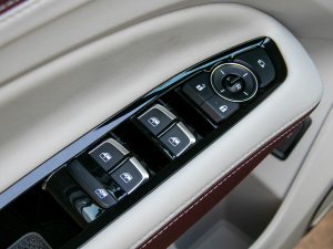 2021EcoBoost 225 IPlus 72/2/3 {܇ƅ^	