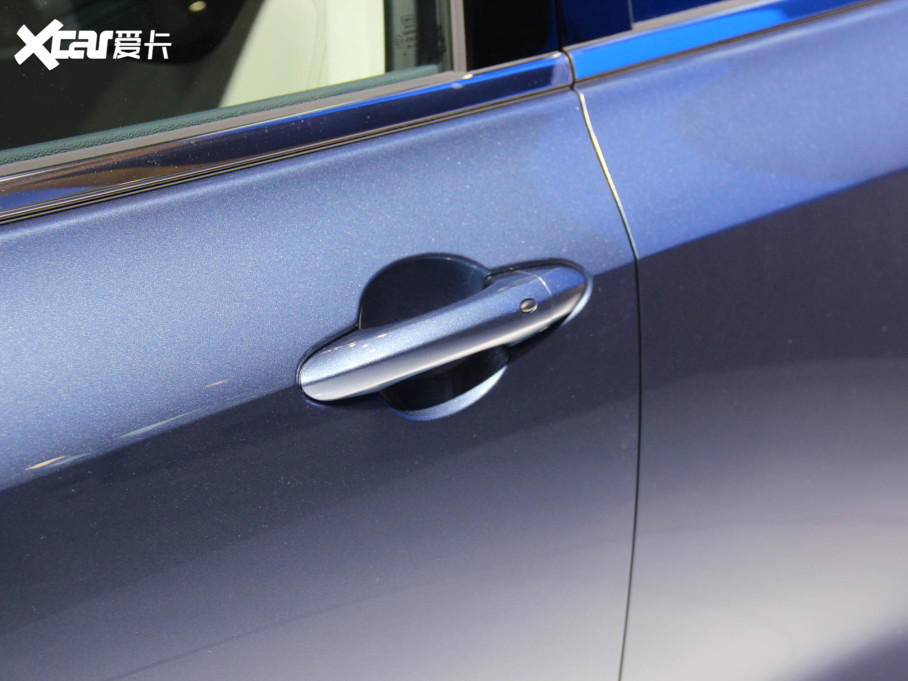 2022I(lng) EcoBoost 170 I(lng)PLUS