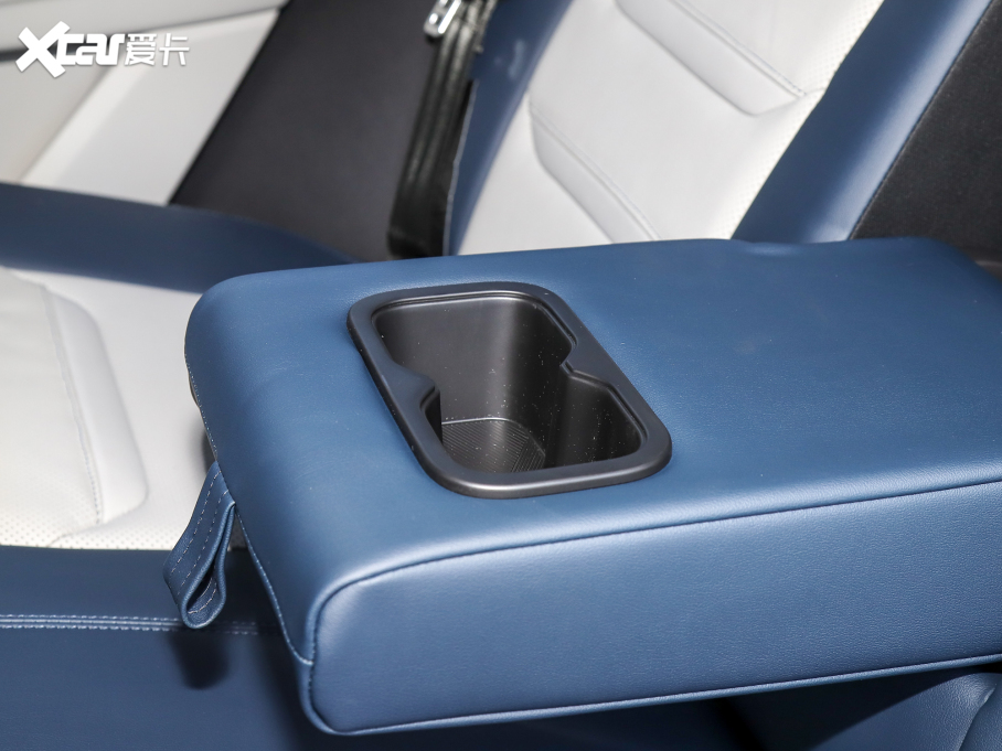 2022I EcoBoost 170 IPLUS