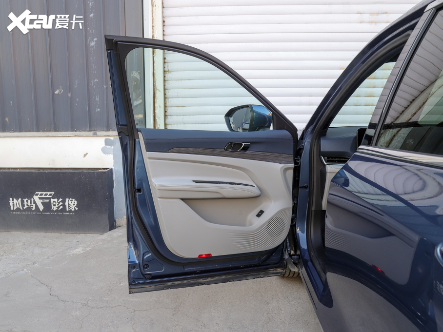 2022I(lng) EcoBoost 170 I(lng)PLUS