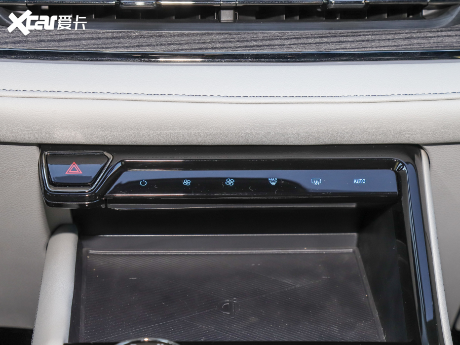 2022I EcoBoost 170 IPLUS