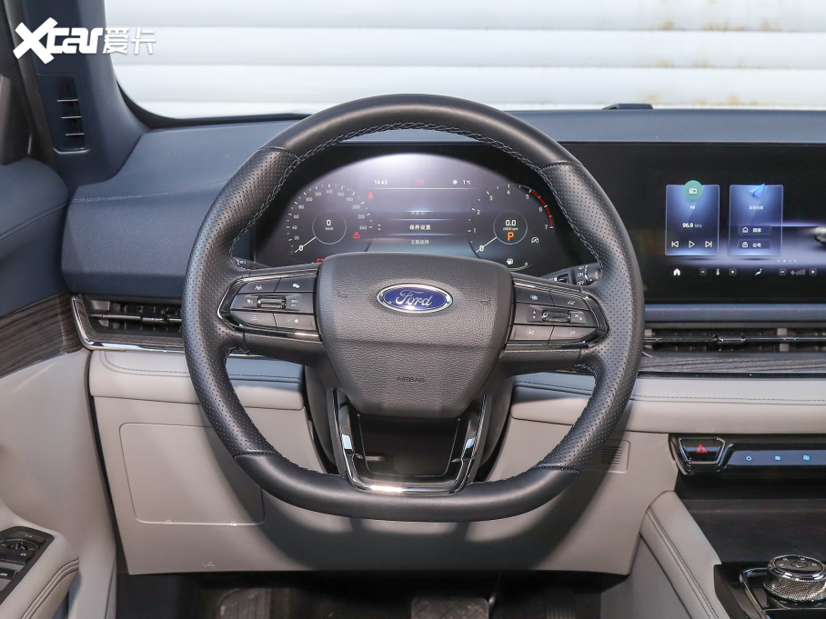 2022I(lng) EcoBoost 170 I(lng)PLUS