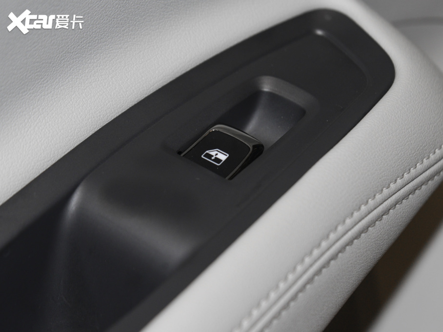 2022I EcoBoost 170 I