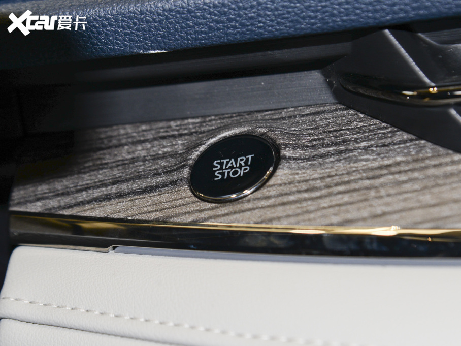 2022I EcoBoost 170 I