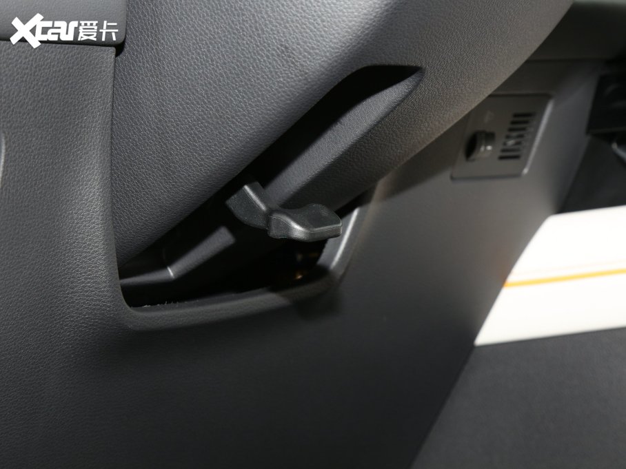 2022I O EcoBoost 170 Ӱ