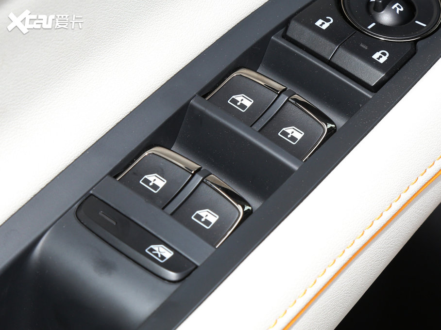 2022I O EcoBoost 170 Ӱ