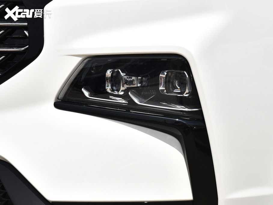 2022I EcoBoost 170 KI