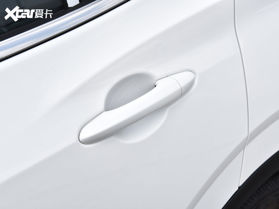 2022I EcoBoost 170 KI