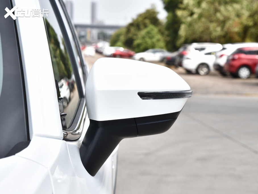 2022I EcoBoost 170 KI