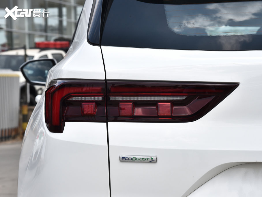 2022I EcoBoost 170 KI