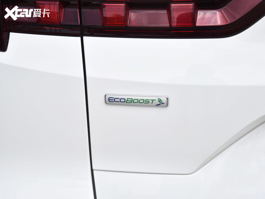 2022I EcoBoost 170 KI