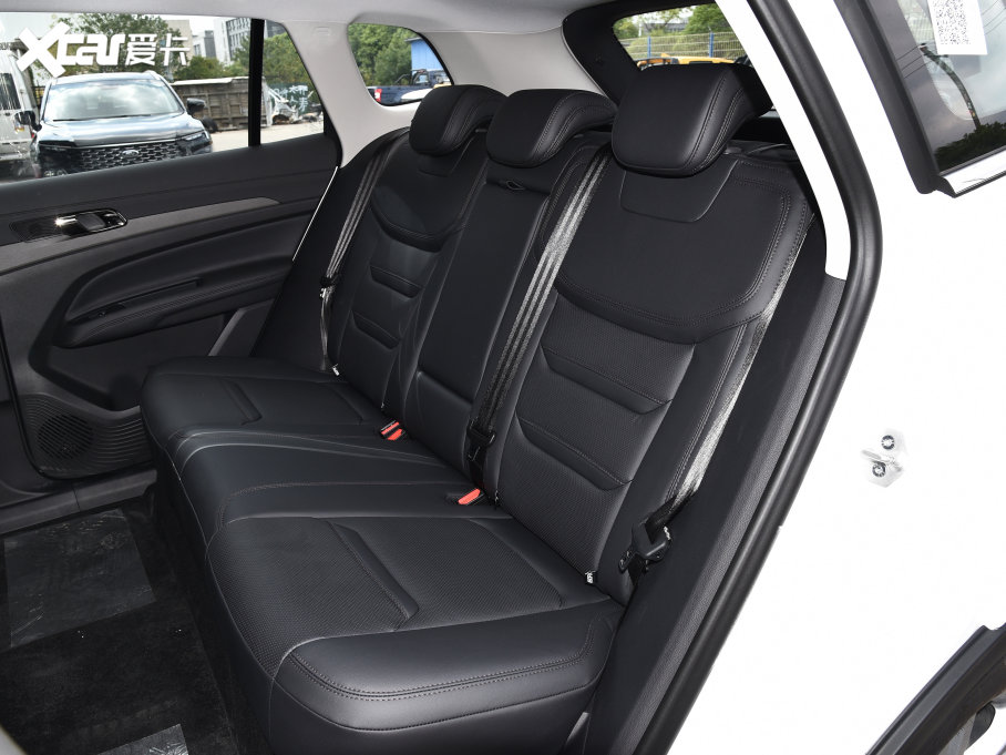 2022I EcoBoost 170 KI