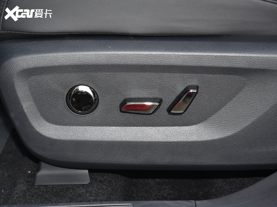 2022I EcoBoost 170 KI