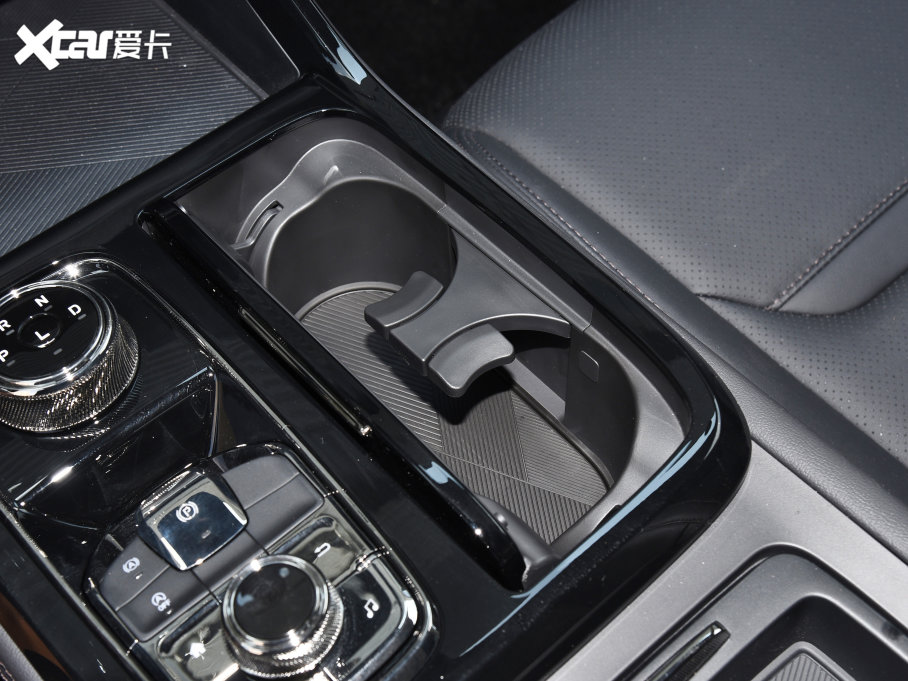 2022I EcoBoost 170 KI