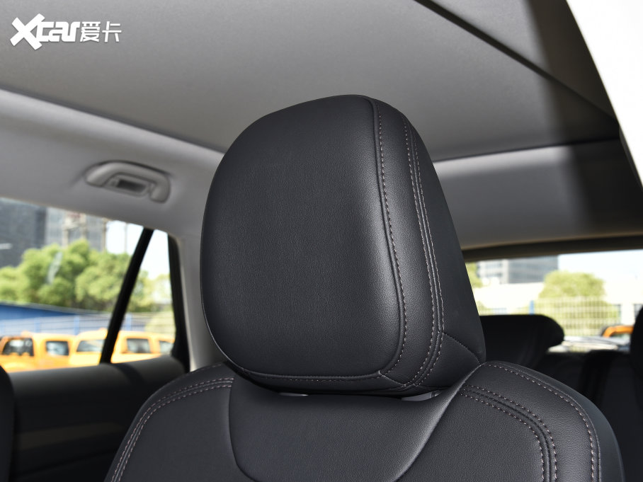 2022I EcoBoost 170 KI