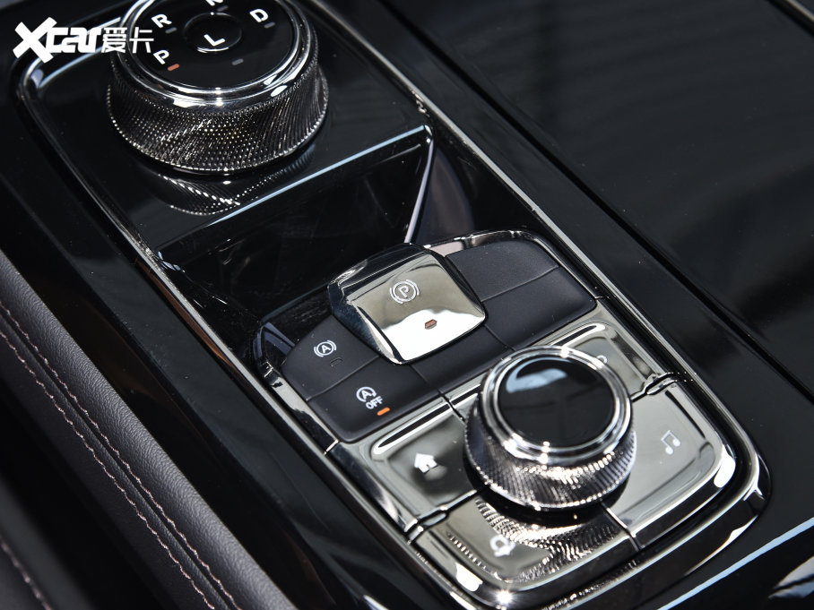 2022I EcoBoost 170 KI