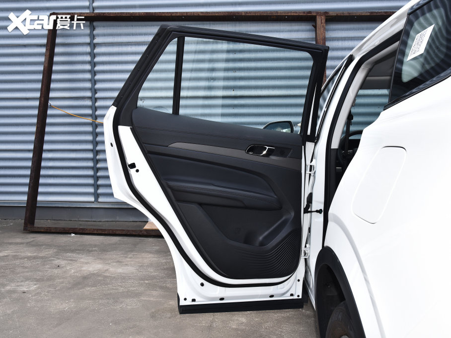 2022I EcoBoost 170 KI