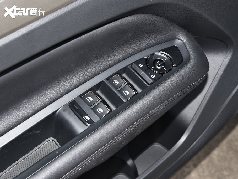 2022I EcoBoost 170 KI