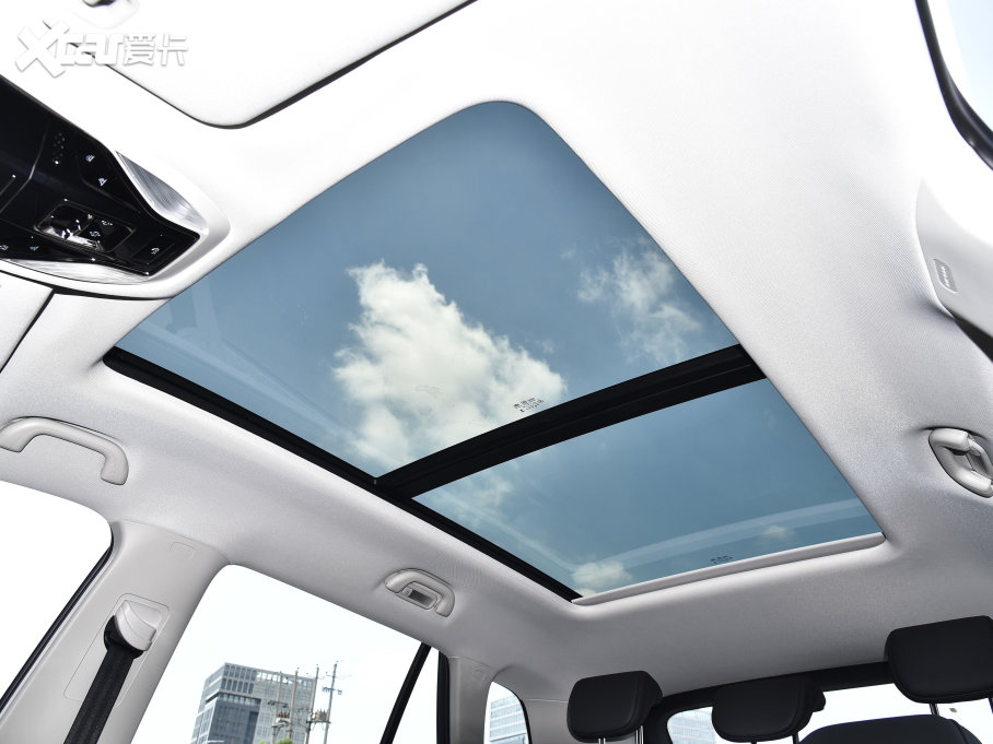 2022I EcoBoost 170 KI