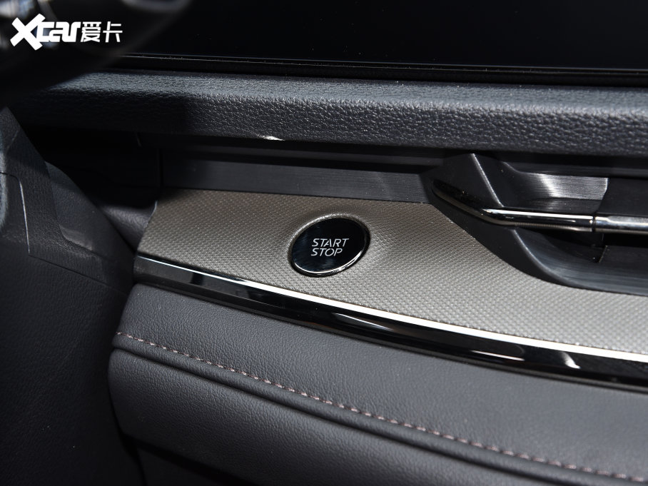 2022I EcoBoost 170 KI