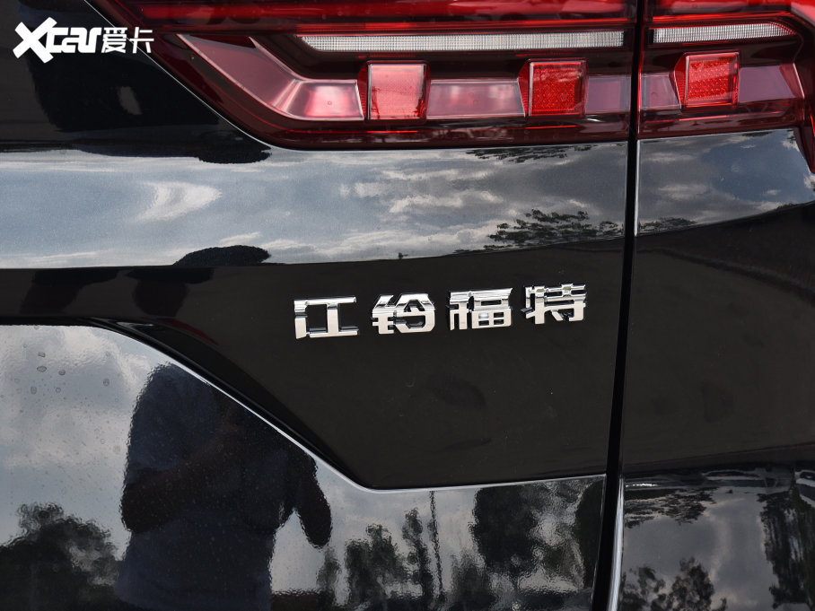 2022I EcoBoost 170 I