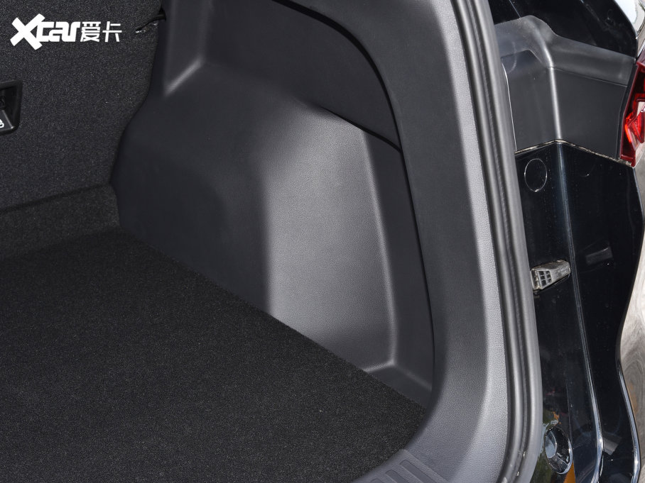 2022I EcoBoost 170 I