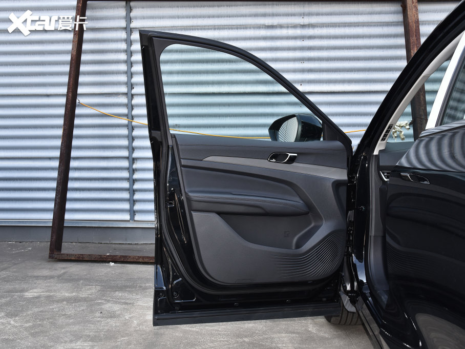 2022I EcoBoost 170 I