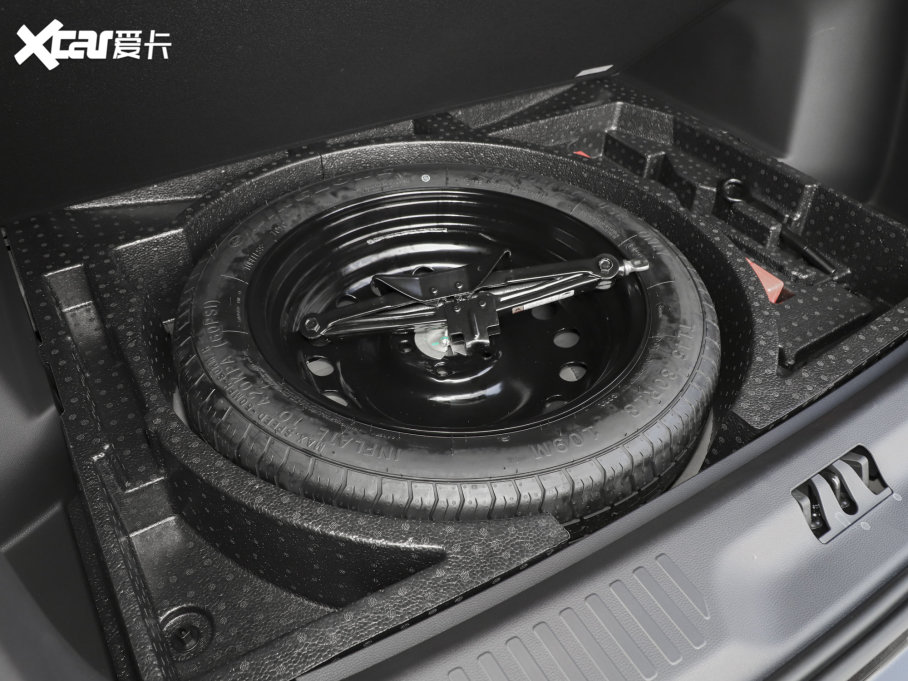 2022I(lng) O EcoBoost 170 Ӱ