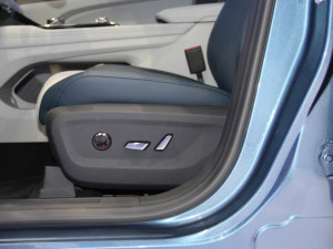 2022EcoBoost 170 I(lng)PLUS g