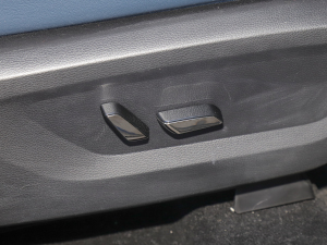 2022EcoBoost 170 I(lng)PLUS g