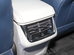 2022EcoBoost 170 IPLUS п؅^