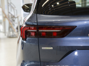 2022EcoBoost 170 I (ji)^