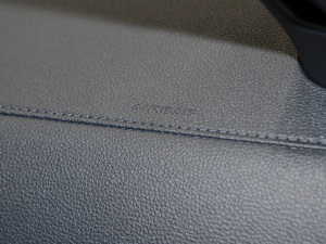 2022EcoBoost 170 I п؅^(q)