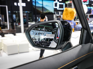 2022O EcoBoost 170 Ӱ ^