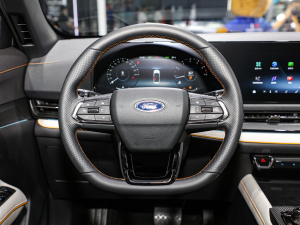 2022O EcoBoost 170 Ӱ P