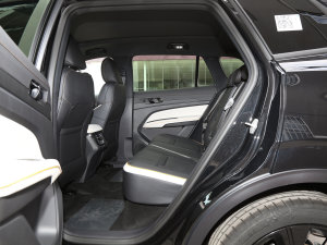 2022O EcoBoost 170 Ӱ ſg