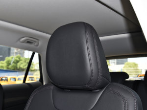 2022EcoBoost 170 KI g