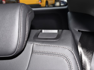 2022EcoBoost 170 KI g