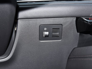 2022EcoBoost 170 KI п؅^